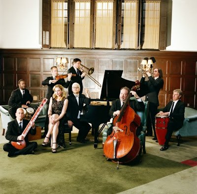 Pink Martini, toda una aventura musical en El Plaza Condesa. 5 10122012124807