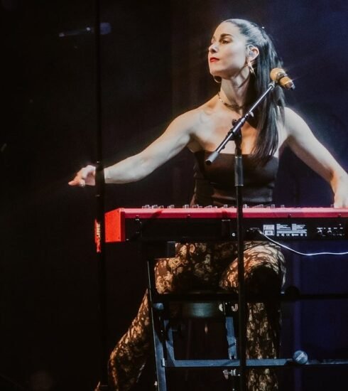 Francisca Valenzuela regresa a México 6 de09b286895a0b8817e0cce5a56b2f09