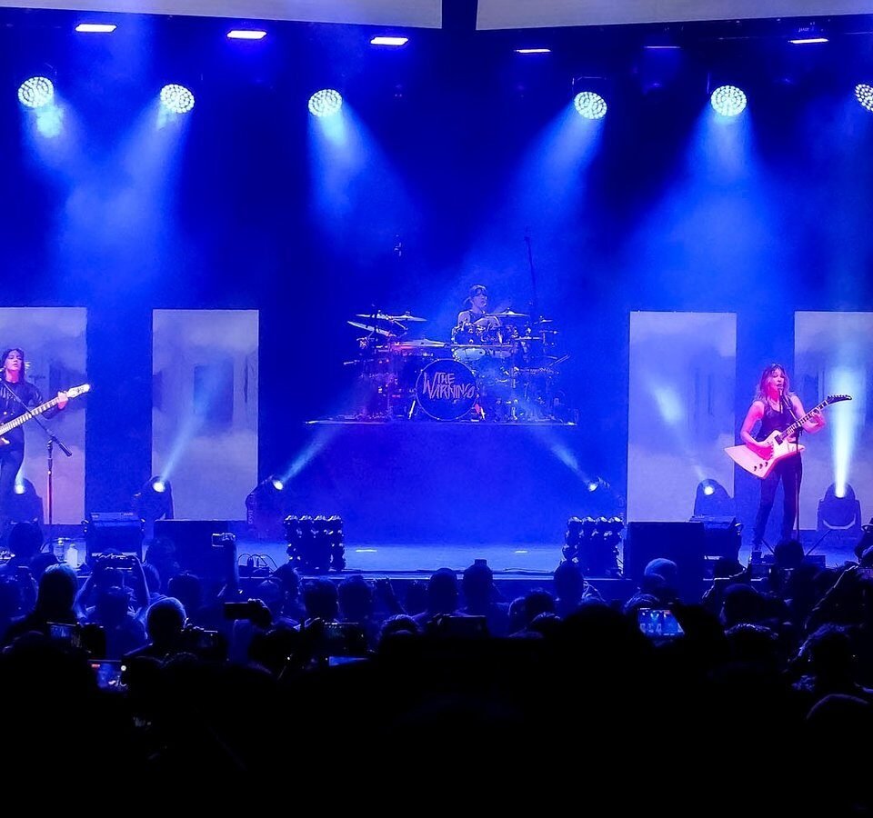 The Warning anuncia nuevas fechas de su ERR0R W0RLD T0UR por México 25 01192b8bad1d5e908e6f402d079bc26e